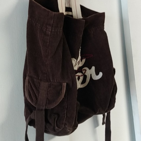 Hollister  Tee Shirt and Shorts Collaboration Combo - Picture 10 of 11